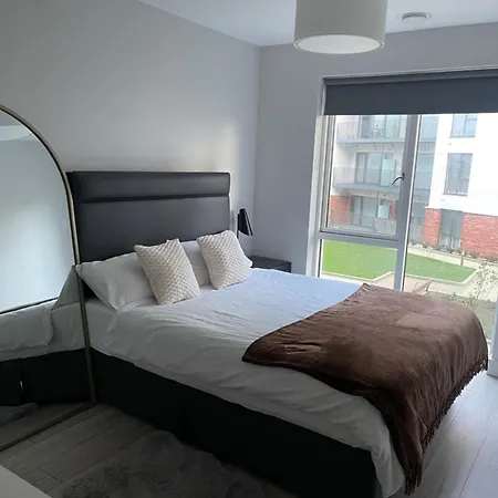 Cozy In A Shared Homestay Lucan